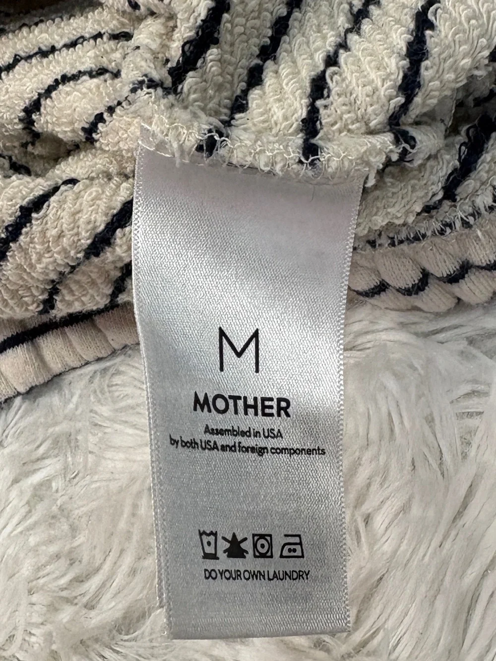 MOTHER The Long Drop Cinch Pullover Ivory & Black